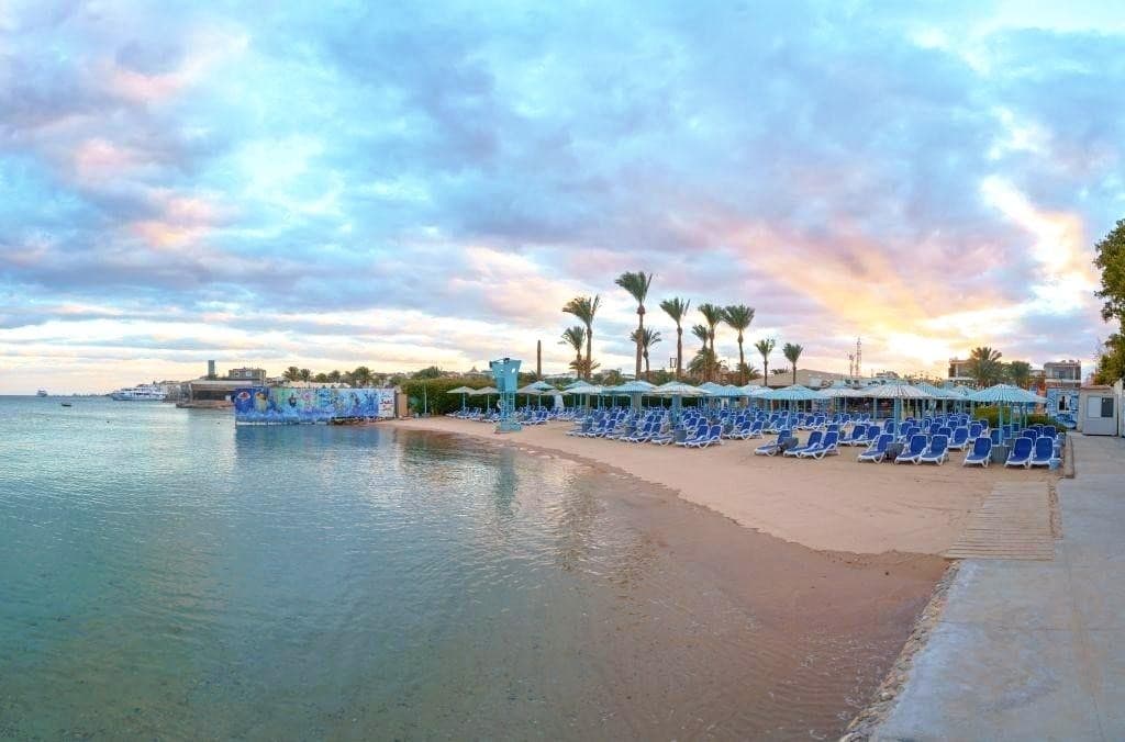 Minamark Beach Resort