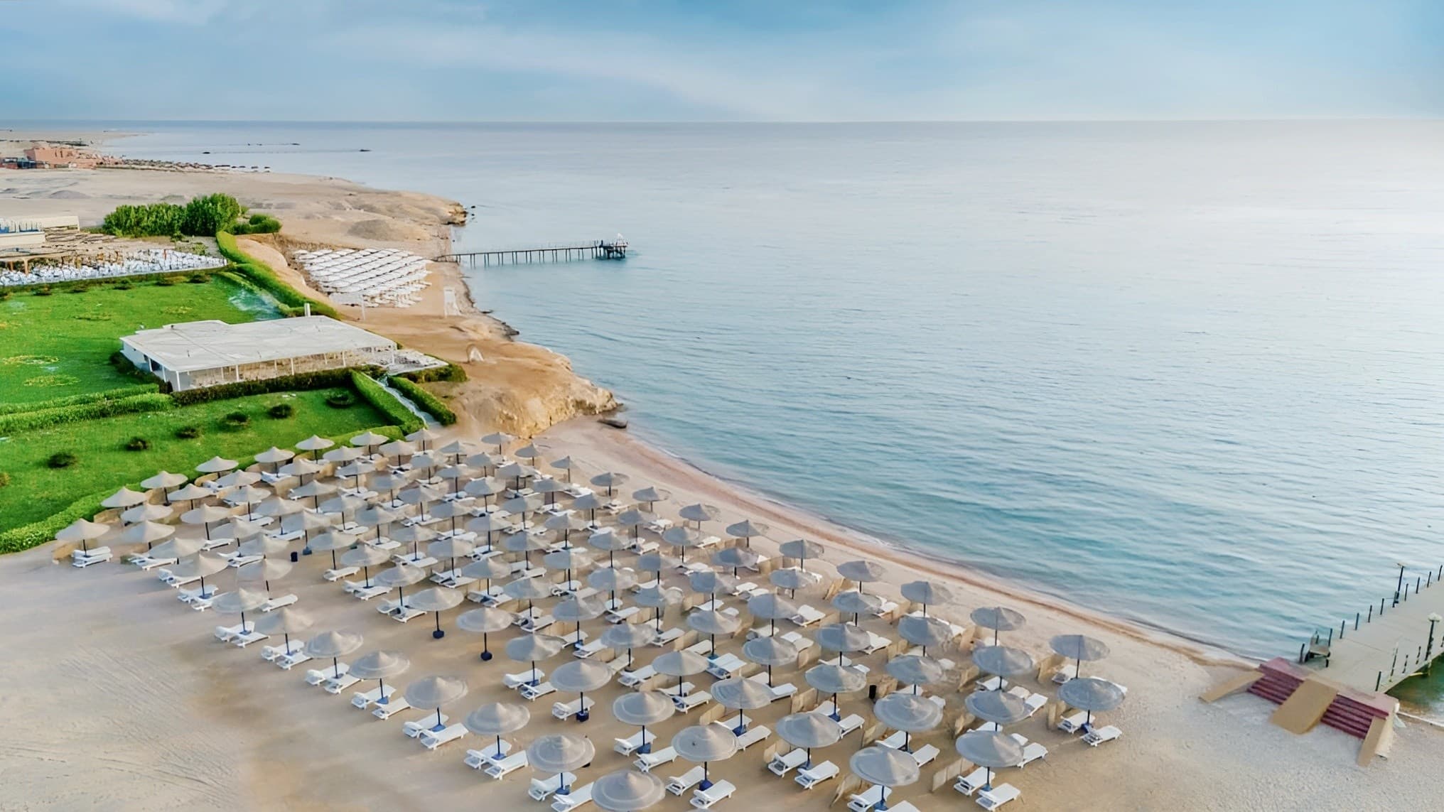 Sirena Beach Resort & Spa