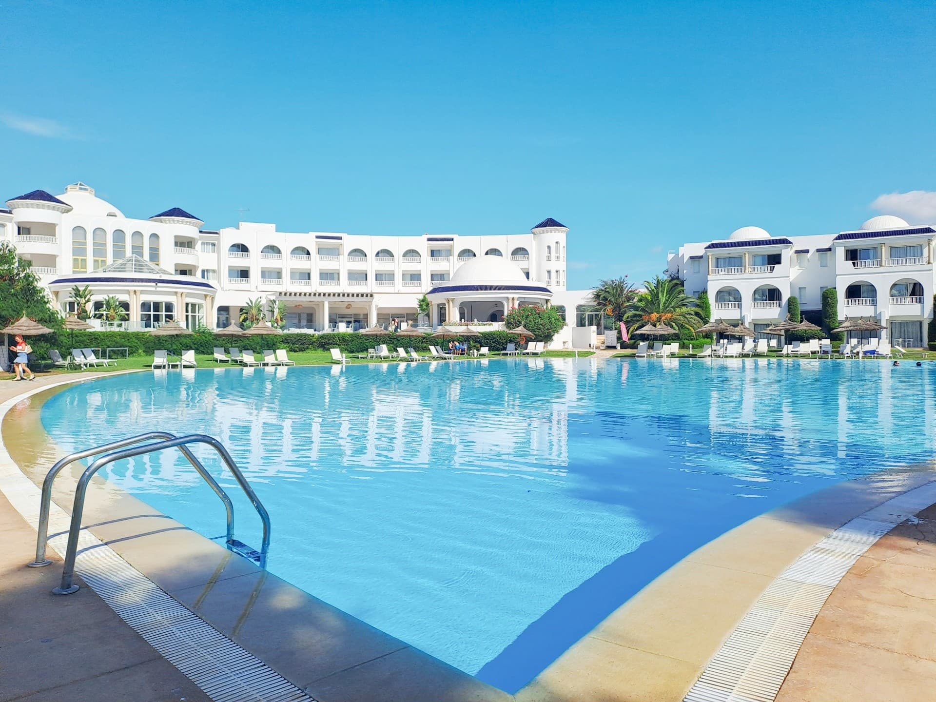 Royal Tulip Taj Sultan