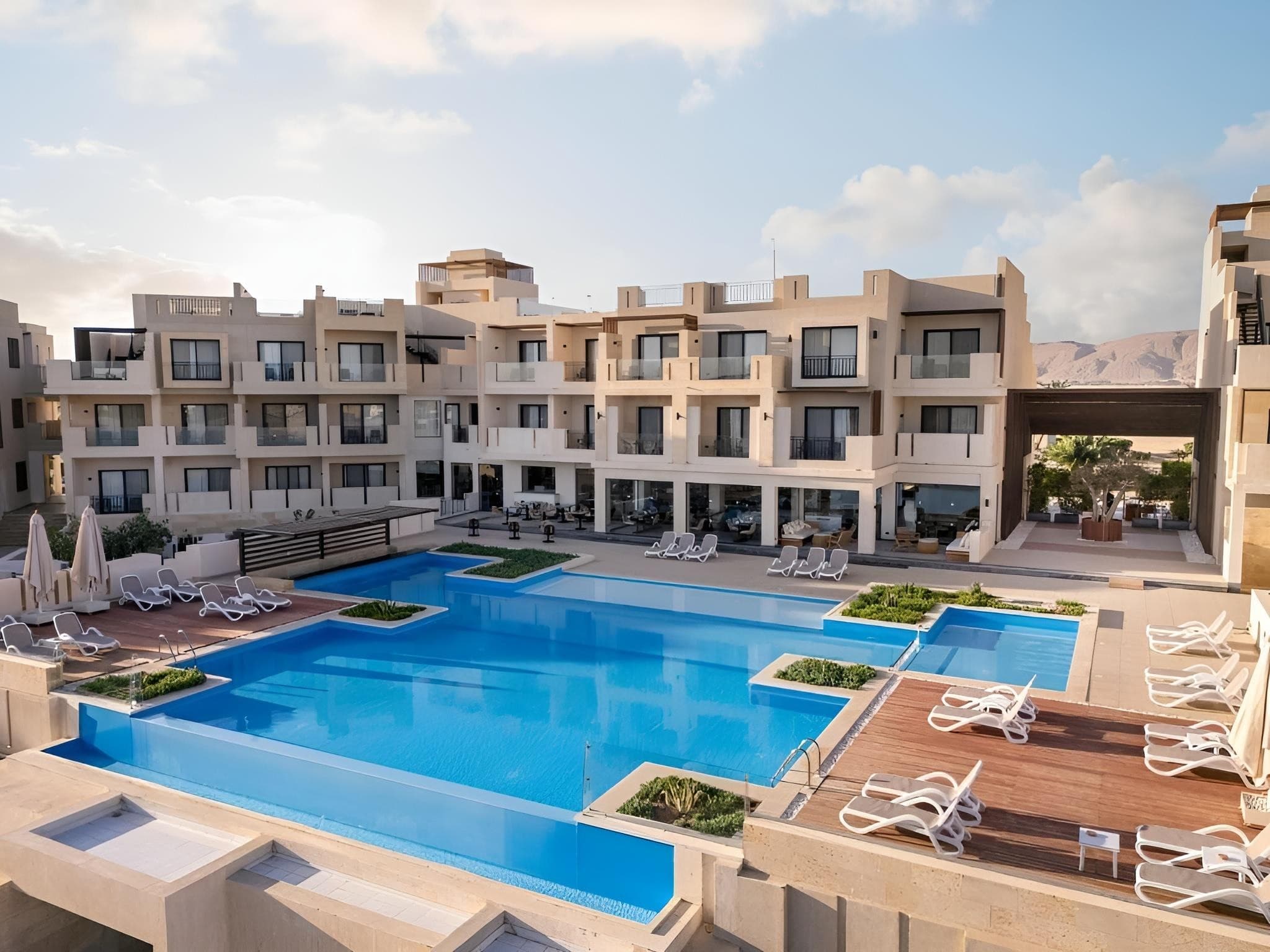 Creek Hotel & Residences El Gouna