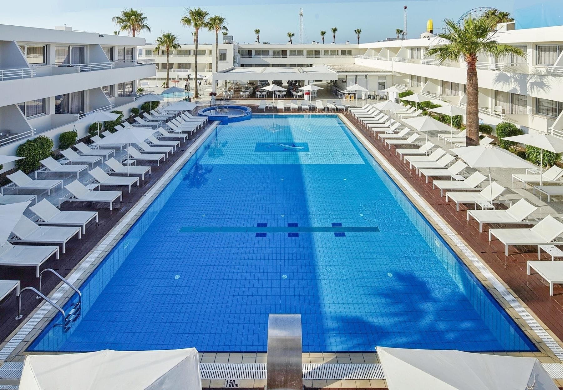 Melpo Antia Hotel and Suites