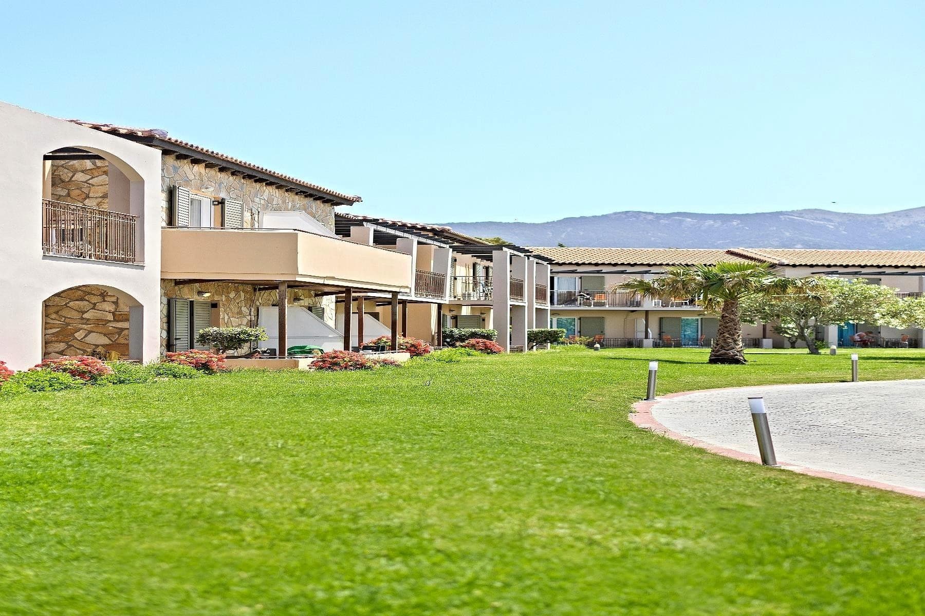 White Olive Marine Aquapark