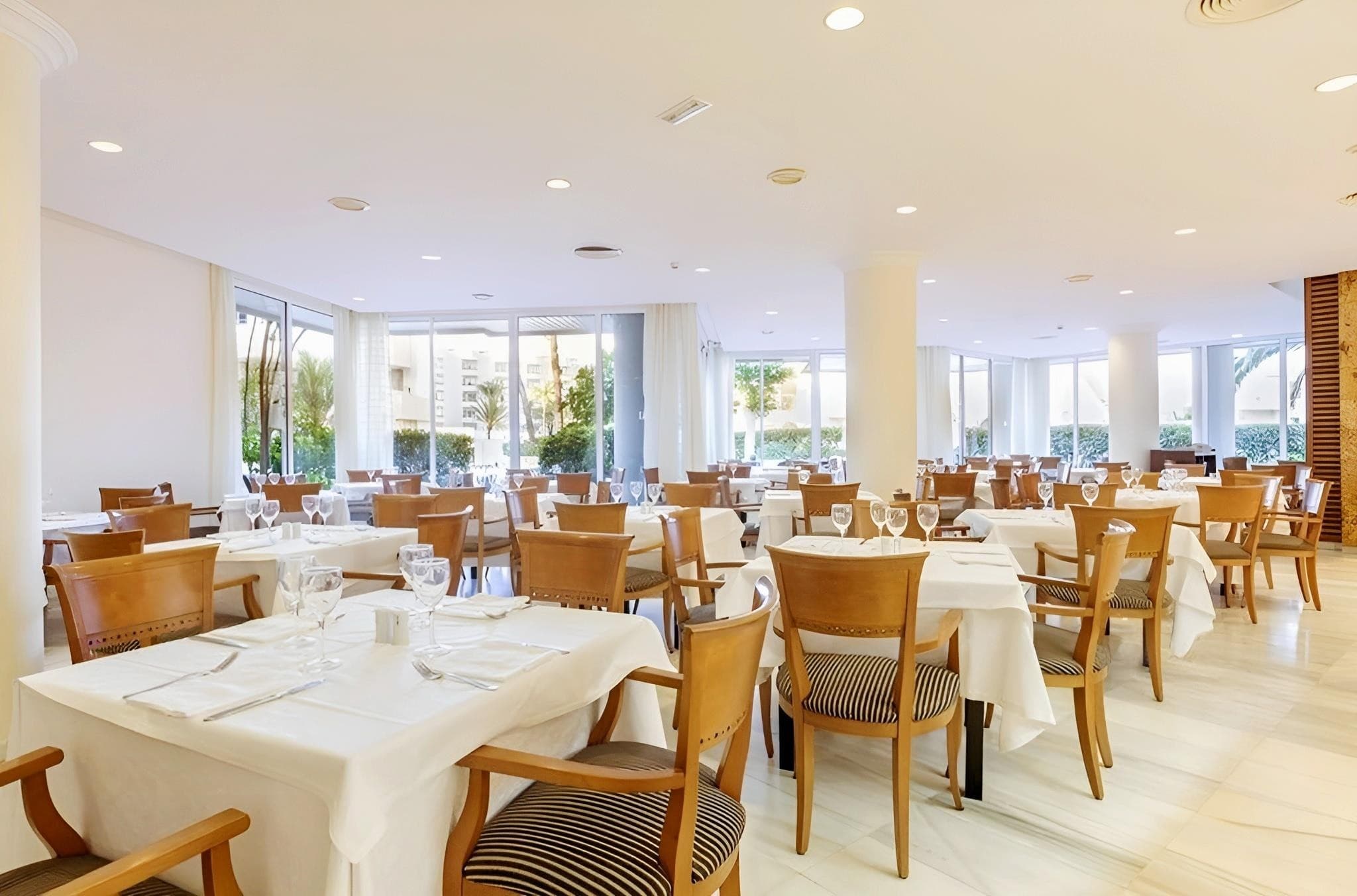 Hipotels Bahía Grande