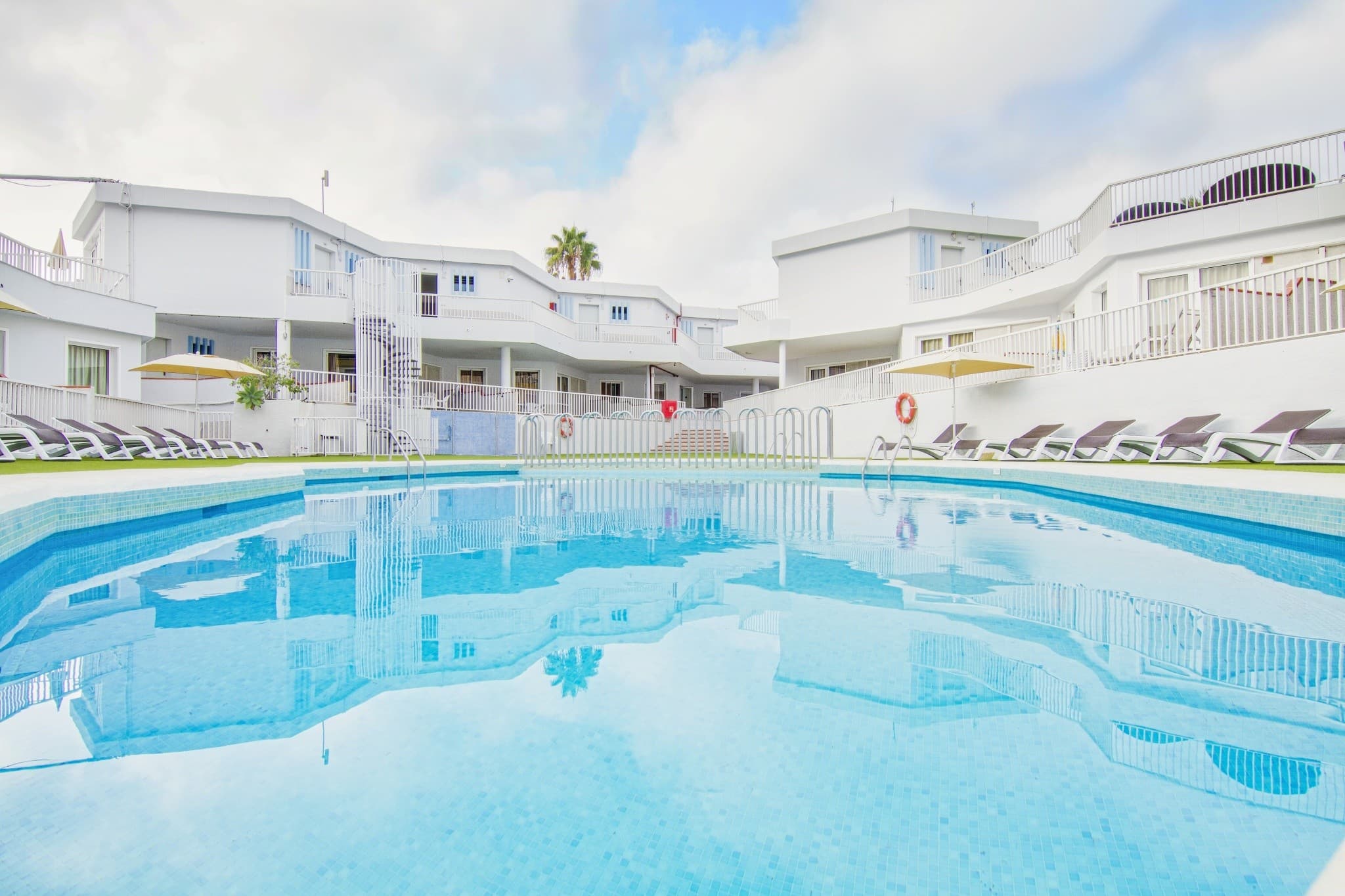 Checkin Bungalows Atlantida