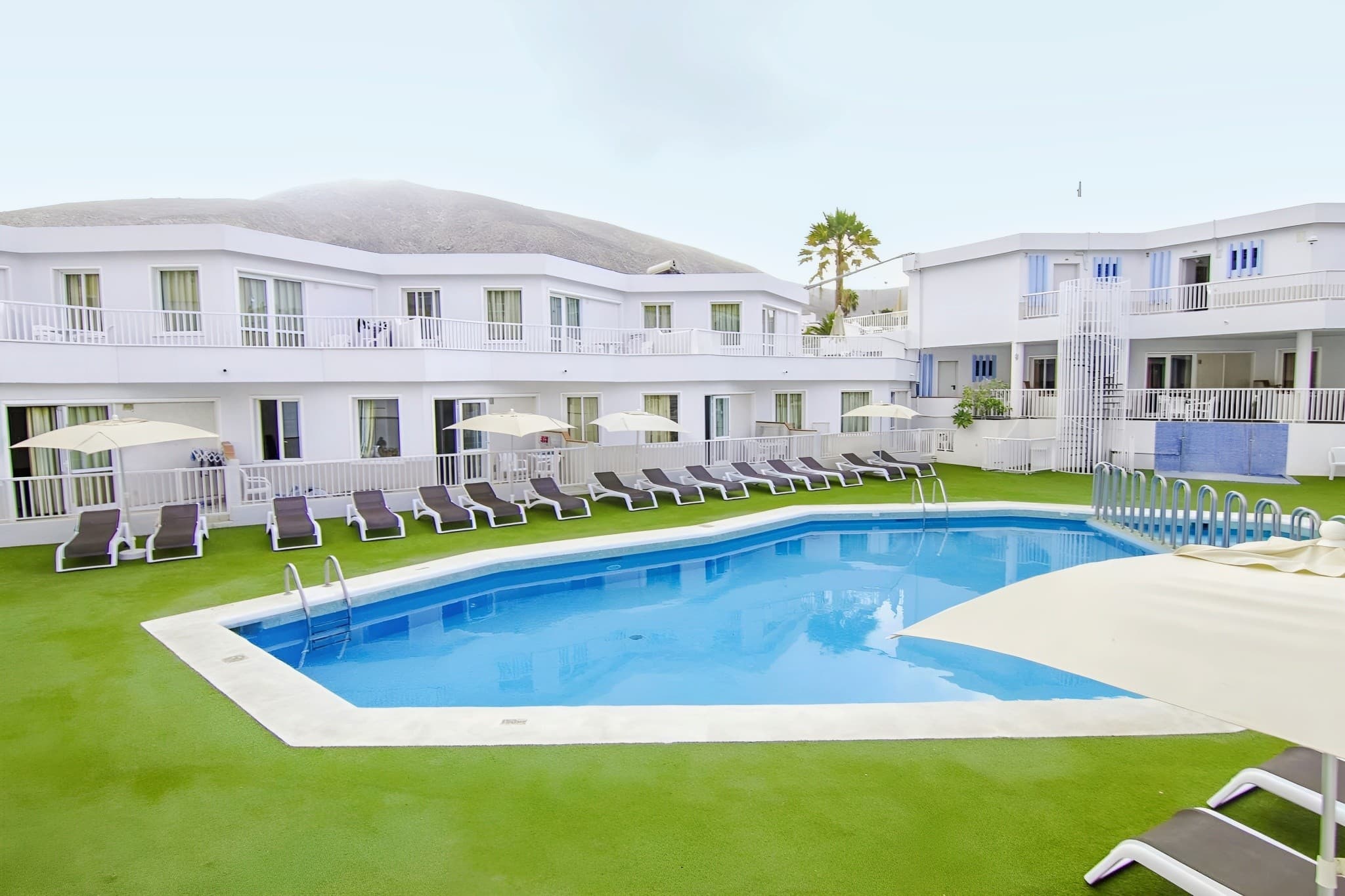 Checkin Bungalows Atlantida