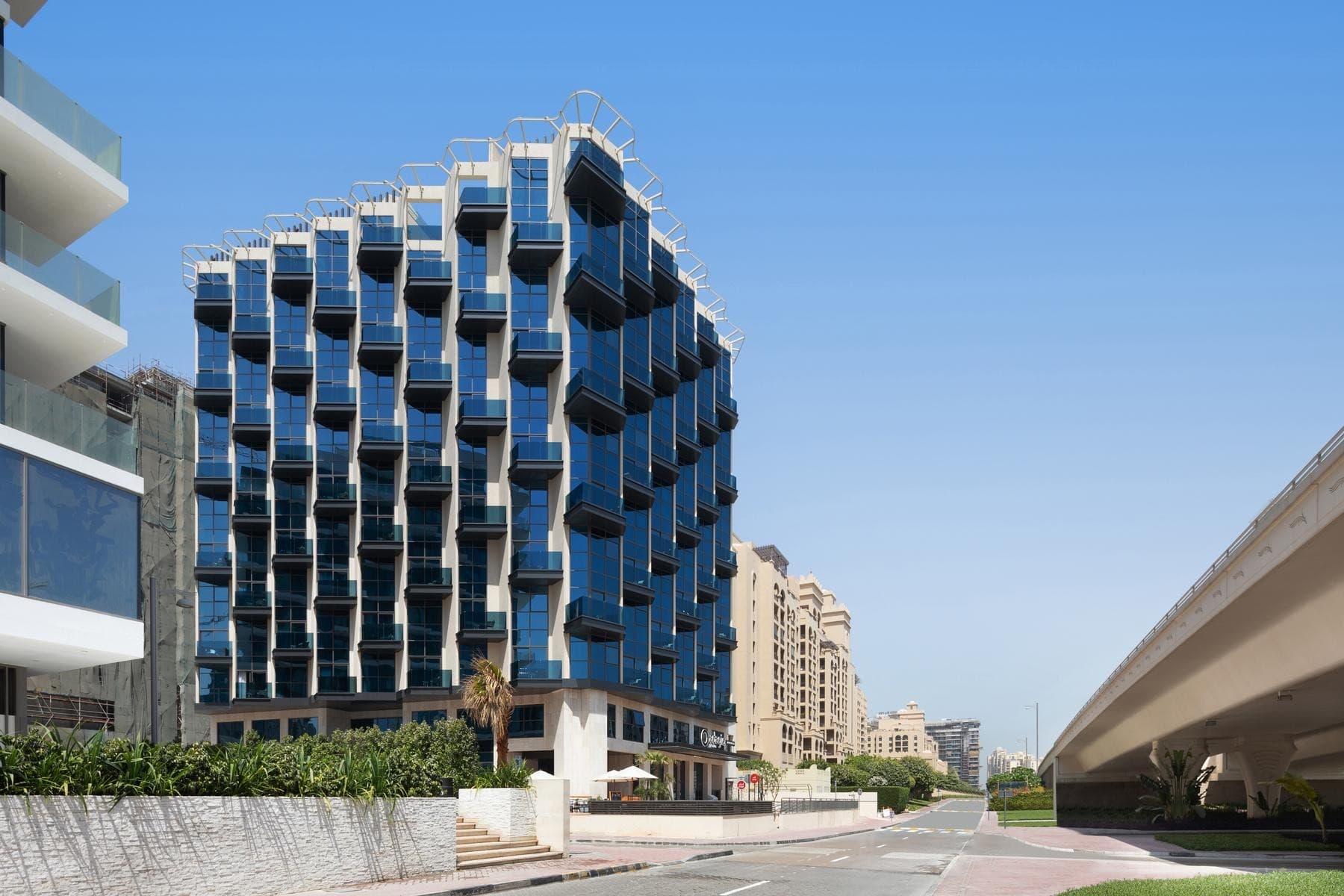 Adagio Premium The Palm