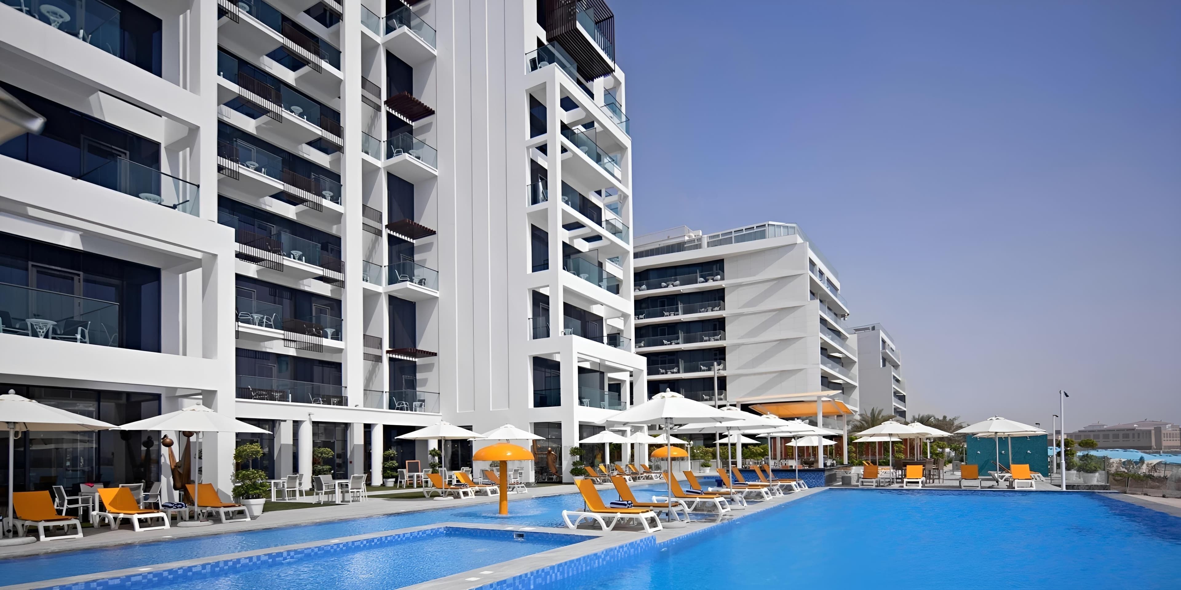 C Central Resort The Palm