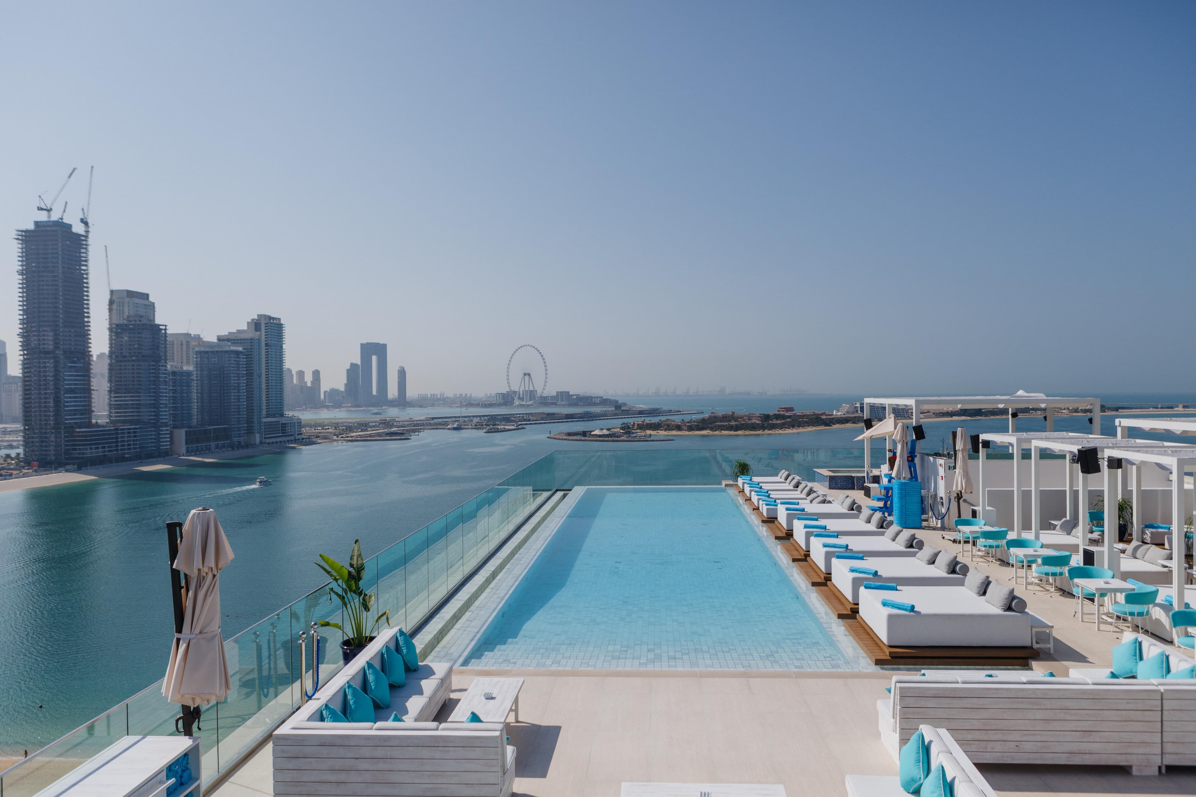 RADISSON BEACH RESORT PALM JUMEIRAH