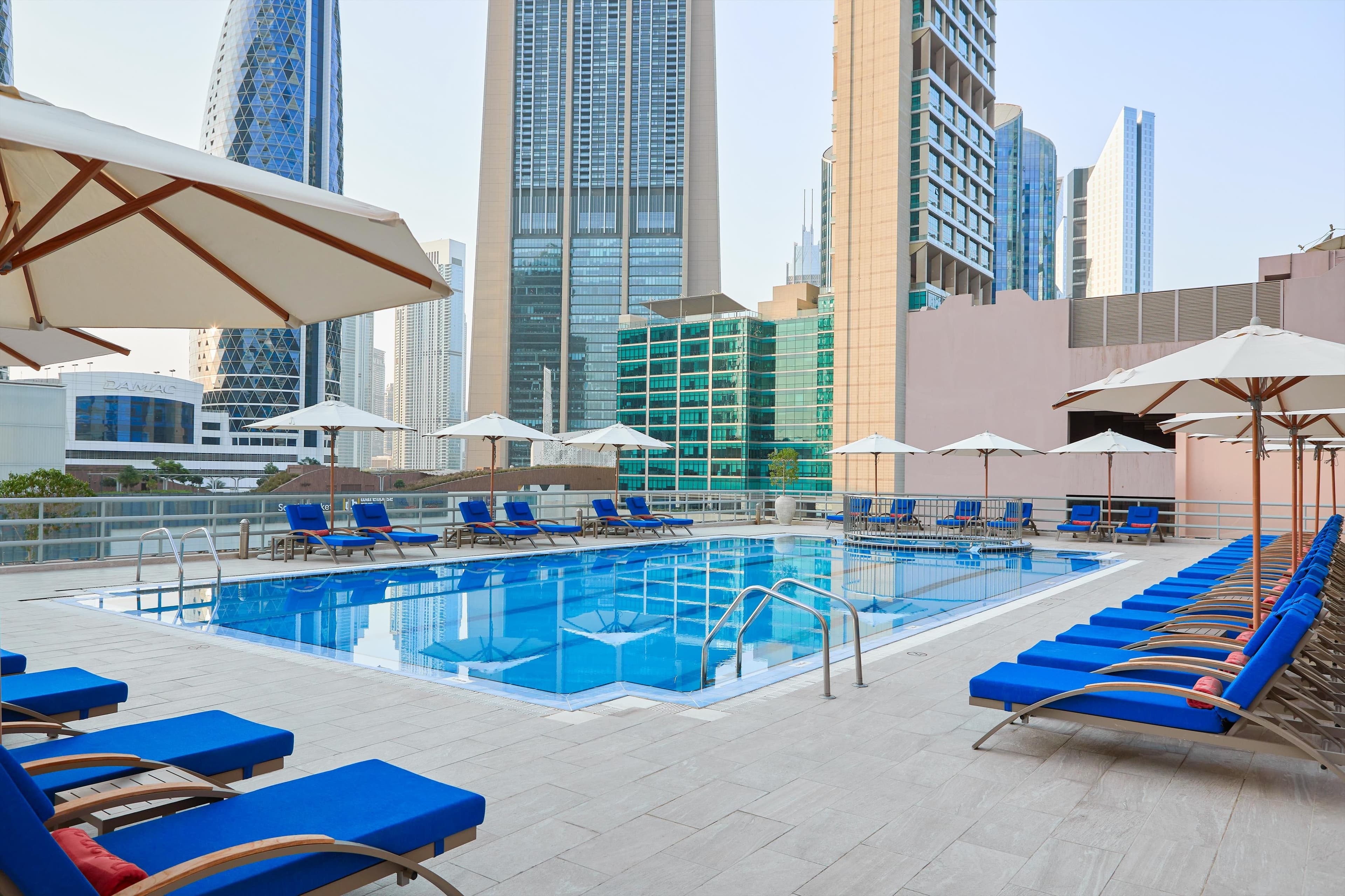 Rose Rayhaan Dubai by Rotana