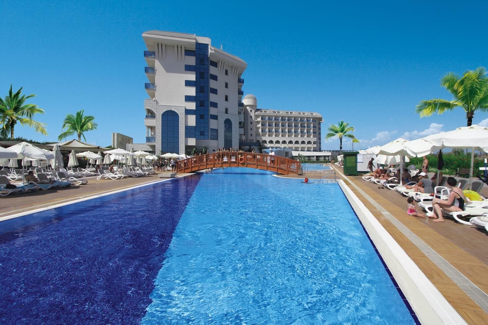 Water Side Resort & Spa